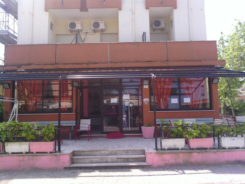 Hotel Rosa Rimini Extérieur photo